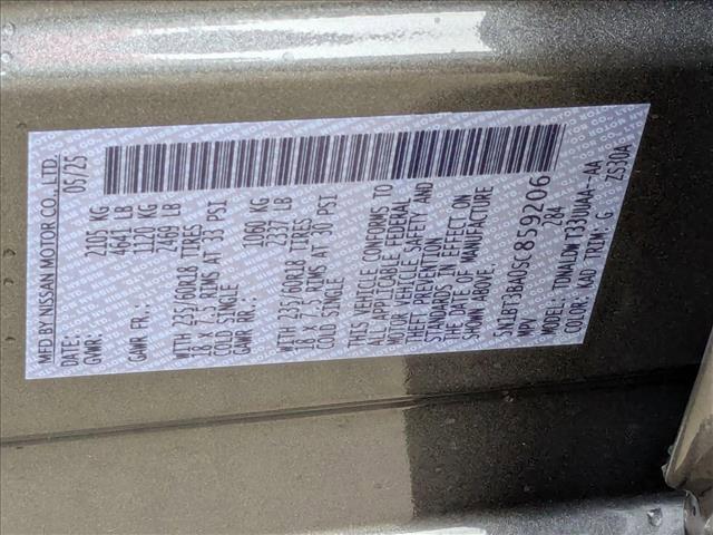 Photo of 2025 Gun Metallic Nissan Rogue