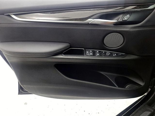 Photo of 2017 Blue BMW X5