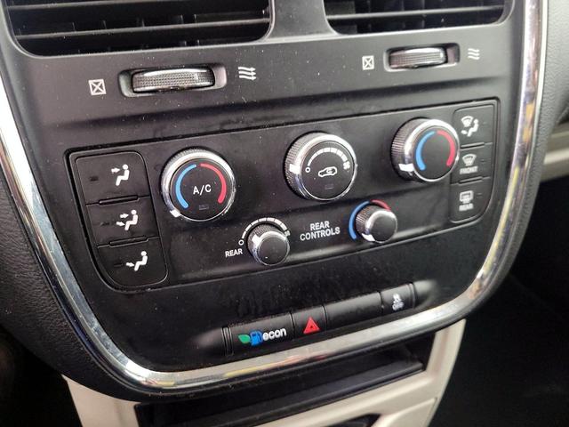 Photo of 2018 Silver Dodge Grand Caravan