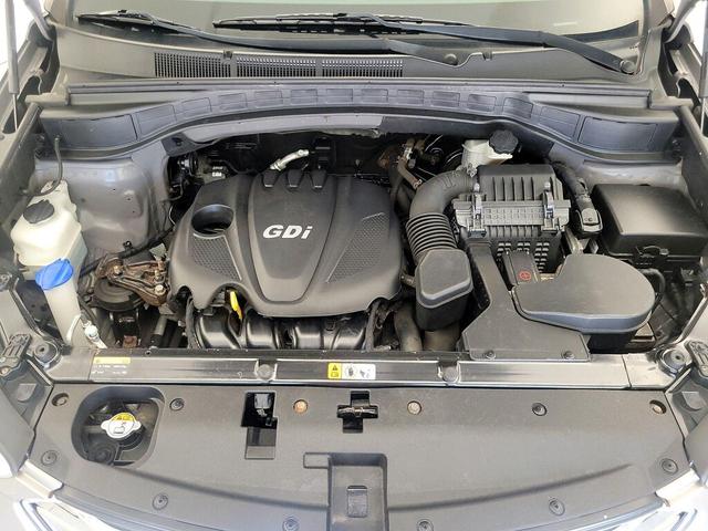 Photo of 2013 Tan Hyundai SANTA FE