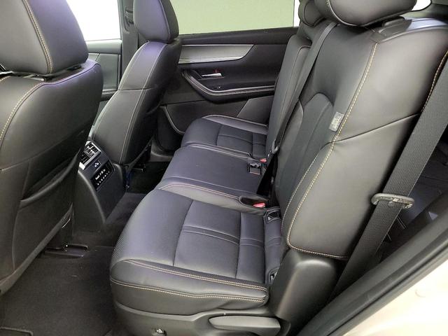 Photo of 2024 Silver Mazda CX-90 PHEV