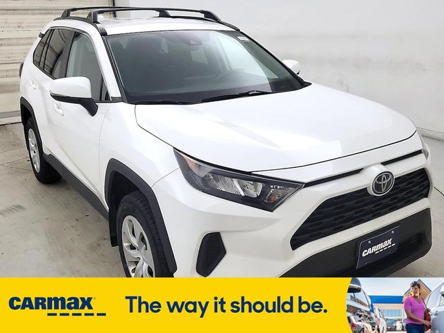 Photo of 2020 White Toyota RAV4