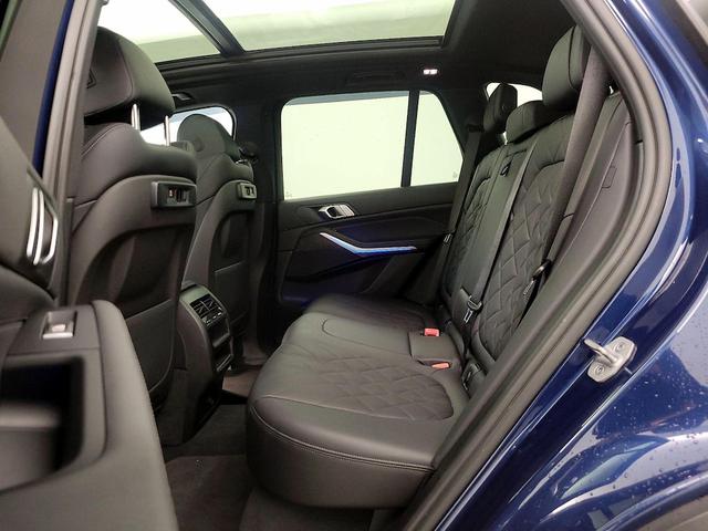 Photo of 2023 Blue BMW X5