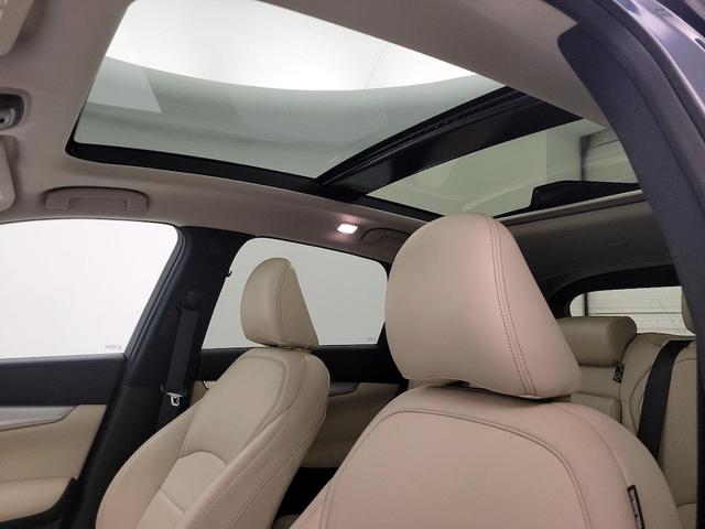 Photo of 2019 Blue INFINITI QX50