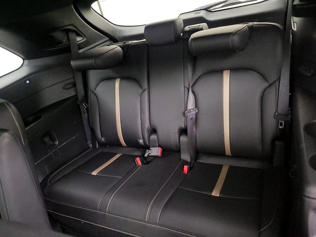 Photo of 2024 Gray Mazda CX-90 PHEV