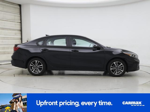 Photo of 2023 Black Kia Forte