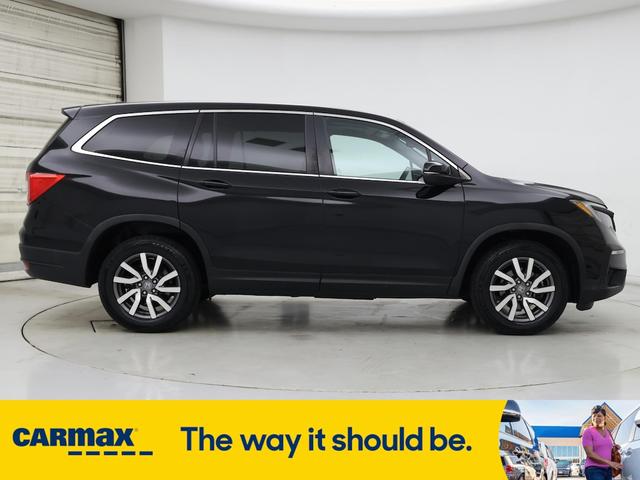 Photo of 2020 Black Honda Pilot