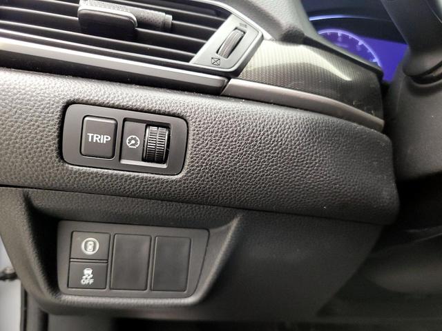 Photo of 2018 Silver Honda Accord