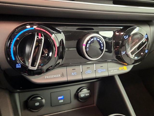 Photo of 2022 Gray Hyundai KONA