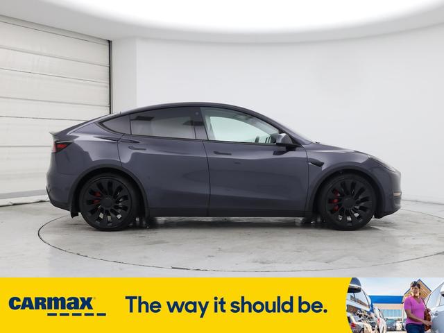 Photo of 2022 Gray Tesla Model Y