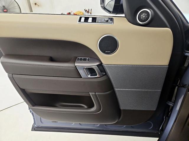 Photo of 2020 Blue Land Rover Range Rover Sport
