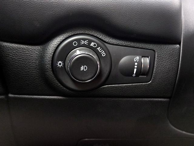 Photo of 2022 Gray Dodge Durango