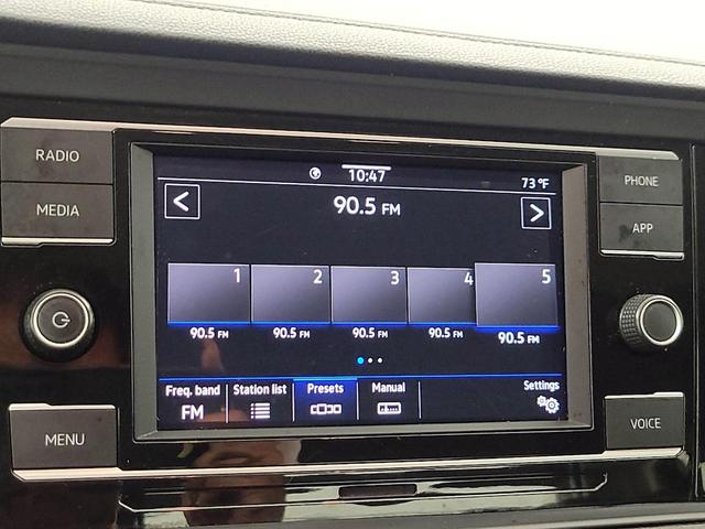Photo of 2021 Black Volkswagen Jetta