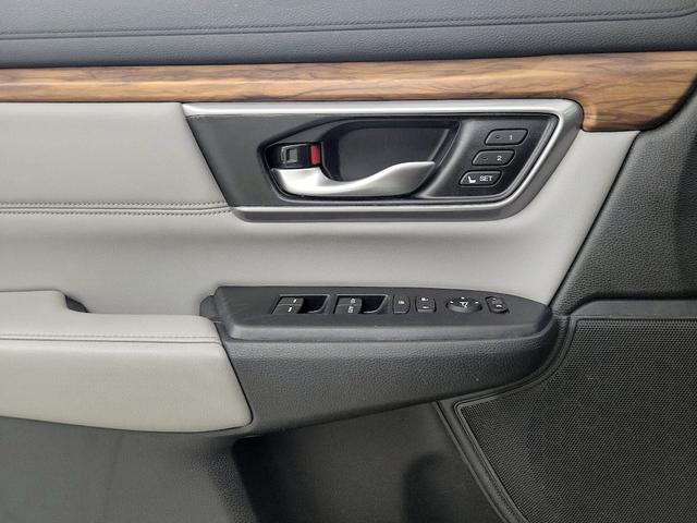 Photo of 2018 Gray Honda CR-V