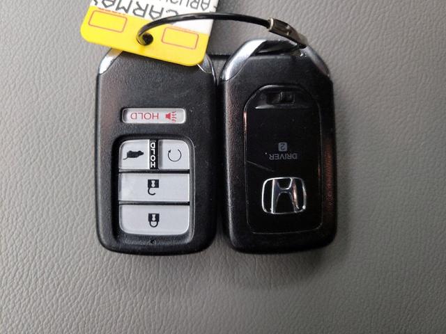 Photo of 2018 Gray Honda CR-V