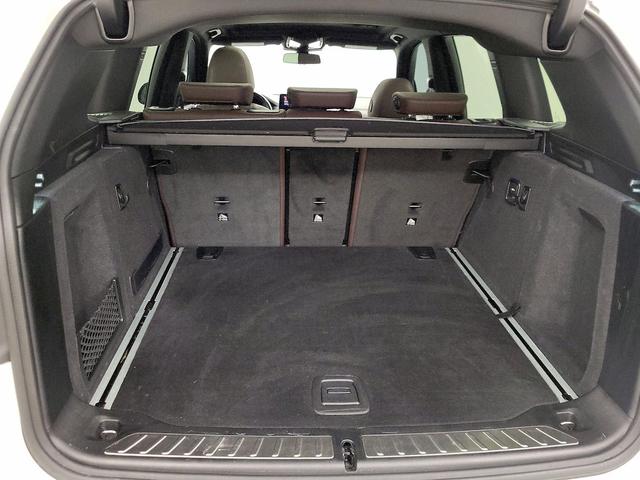 Photo of 2022 White BMW X3