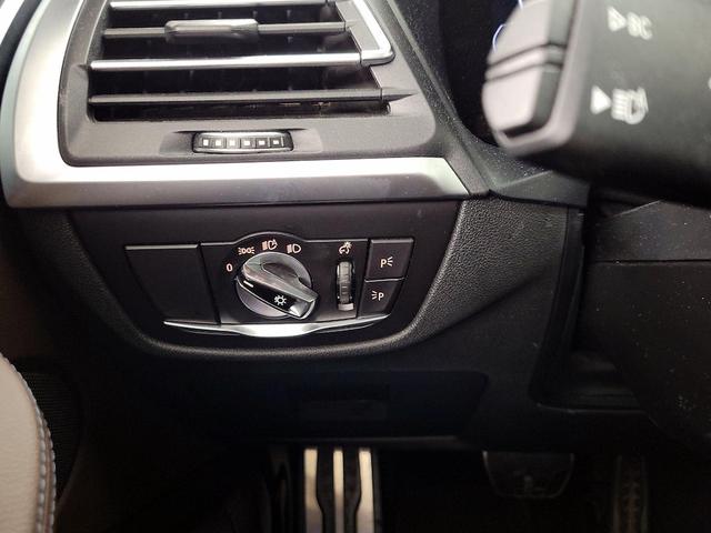 Photo of 2022 White BMW X3