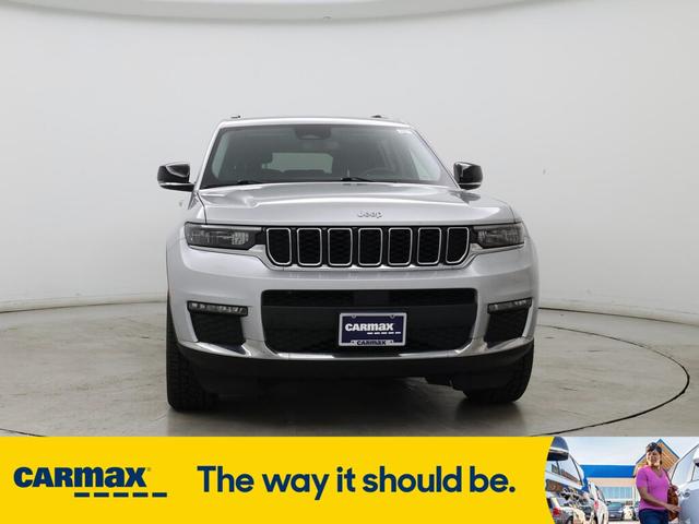 Photo of 2022 Silver Jeep Grand Cherokee L