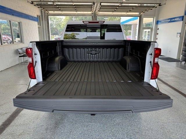 Photo of 2025 Summit White Chevrolet Silverado 1500