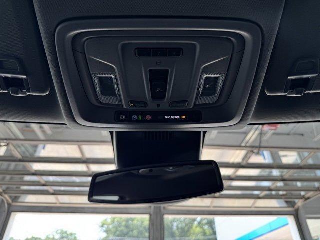Photo of 2025 Summit White Chevrolet Silverado 1500