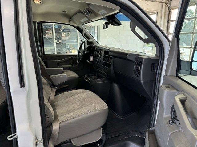 Photo of 2024 Summit White Chevrolet Express 3500
