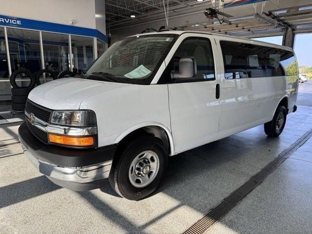 Photo of 2024 Summit White Chevrolet Express 3500