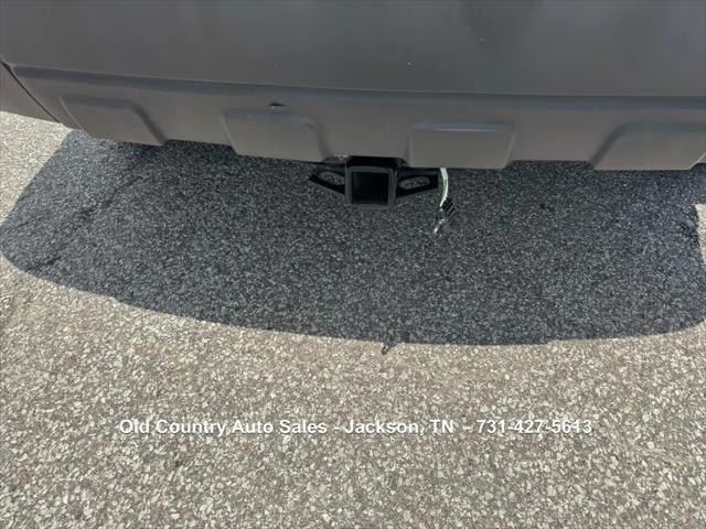 Photo of 2006 Silver Metallic Clearcoat Ford Escape