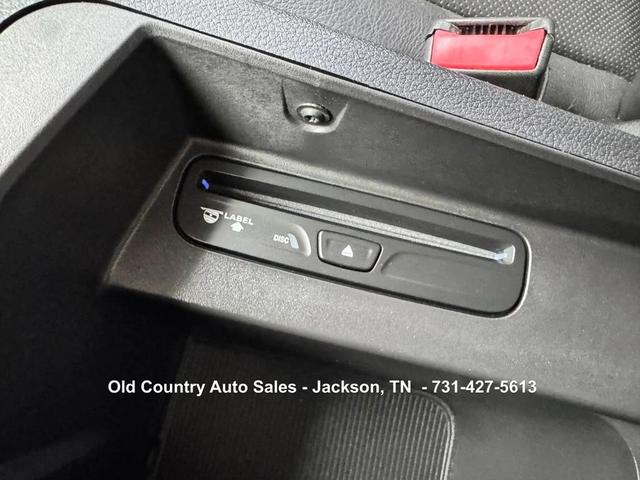Photo of 2013 Black Clearcoat RAM 1500