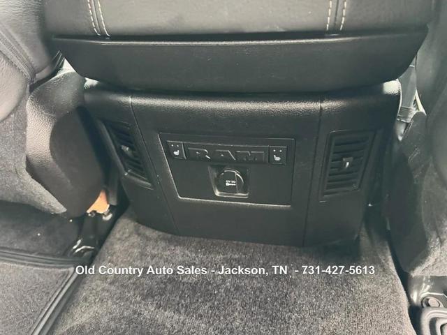 Photo of 2013 Black Clearcoat RAM 1500