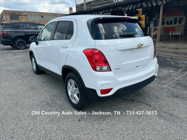 Photo of 2020 Summit White Chevrolet Trax