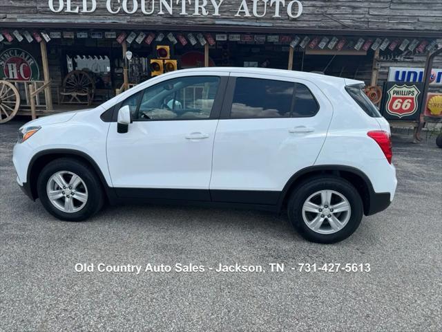 Photo of 2020 Summit White Chevrolet Trax