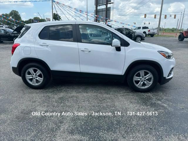Photo of 2020 Summit White Chevrolet Trax