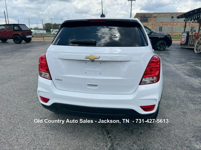 Photo of 2020 Summit White Chevrolet Trax