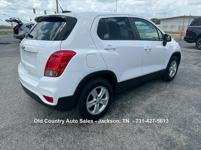 Photo of 2020 Summit White Chevrolet Trax