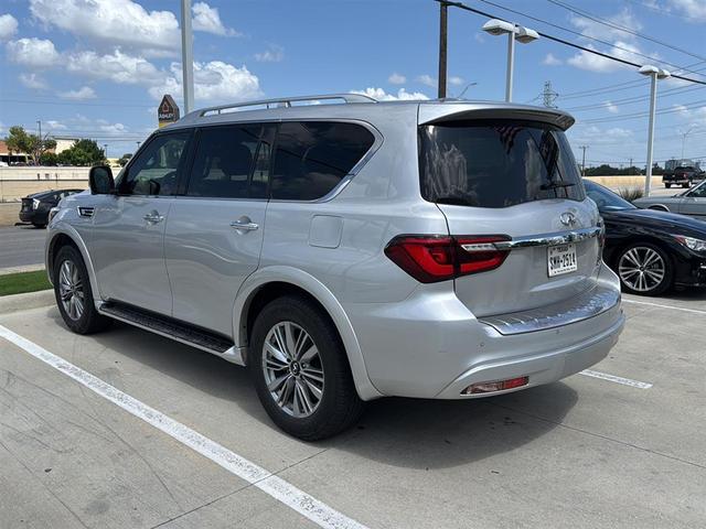 Photo of 2019 Liquid Platinum INFINITI QX80