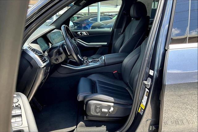 Photo of 2022 GRAY BMW X5 PHEV