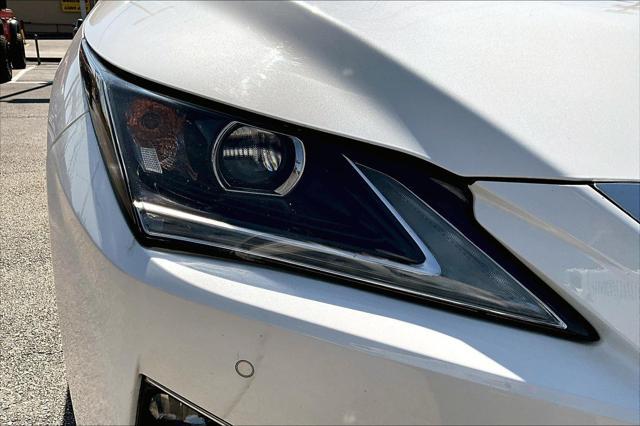 Photo of 2019 Eminent White Pearl Lexus RX 350