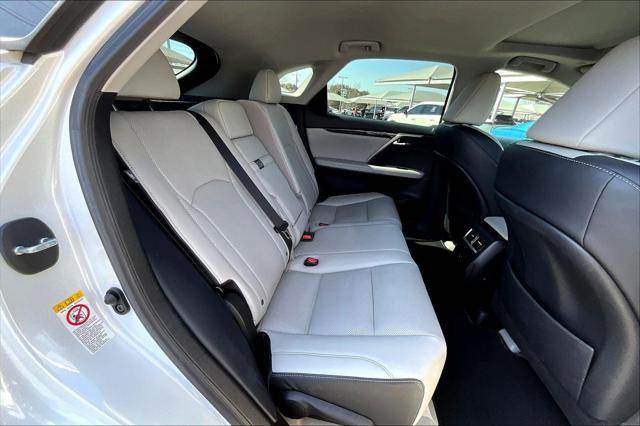 Photo of 2019 Eminent White Pearl Lexus RX 350