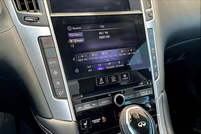 Photo of 2023 Pure White INFINITI Q50