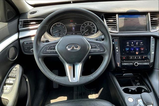 Photo of 2019 Lunar White INFINITI QX50