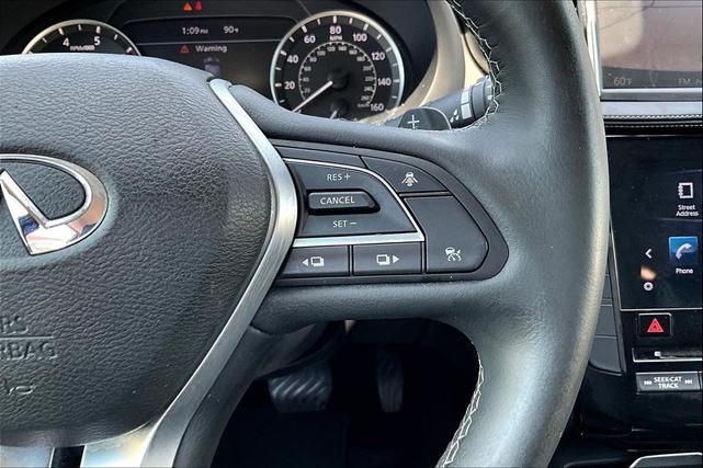 Photo of 2019 Lunar White INFINITI QX50