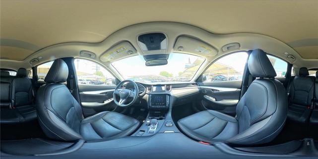 Photo of 2019 Lunar White INFINITI QX50