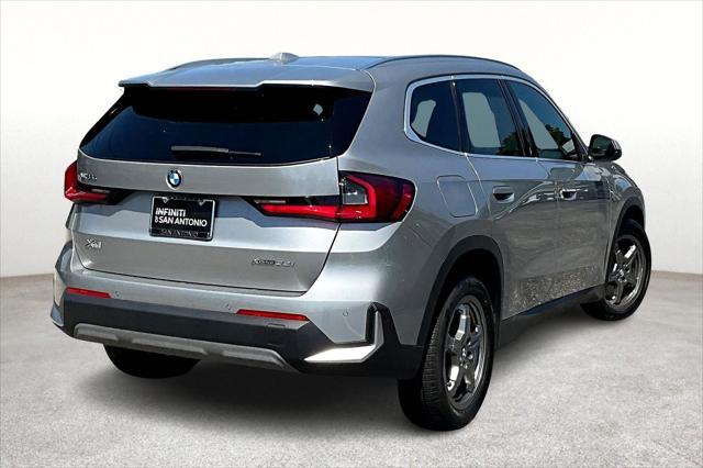 Photo of 2023 Space Silver Metallic BMW X1