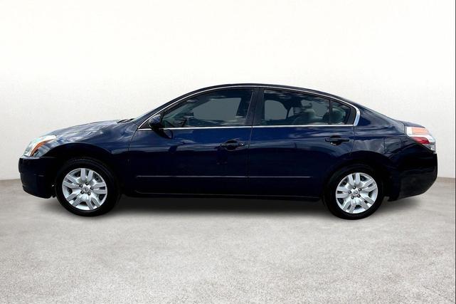 Photo of 2012 Navy Blue Metallic Nissan Altima