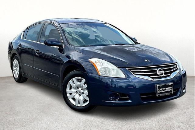 Photo of 2012 Navy Blue Metallic Nissan Altima