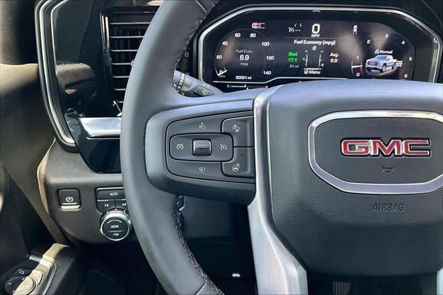 Photo of 2024 Summit White GMC Sierra 1500