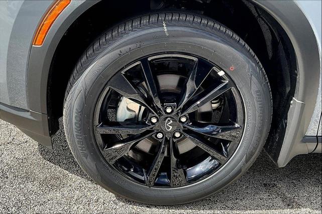 Photo of 2025 Harbor Gray INFINITI QX60