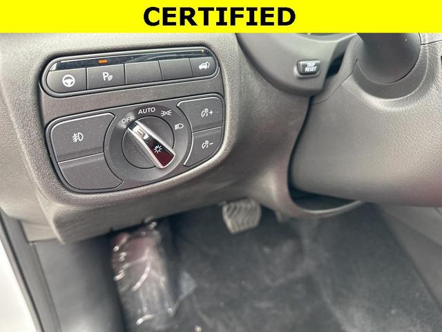 Photo of 2024 Radiant White INFINITI QX50