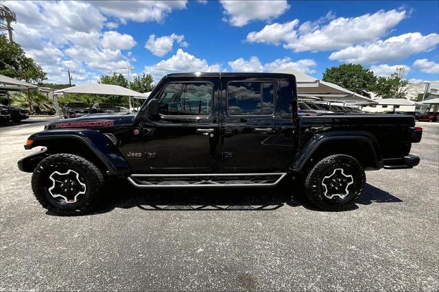 Photo of 2020 Black Clearcoat Jeep Gladiator