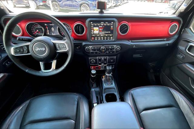 Photo of 2020 Black Clearcoat Jeep Gladiator